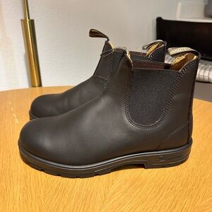 Blundstone Dark Brown Leather Chelsea Boots